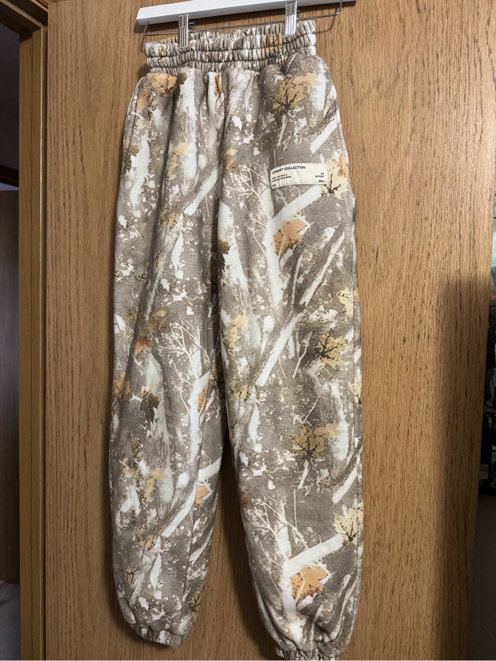Neutral Camo Tree-Print Joggers - Unbranded